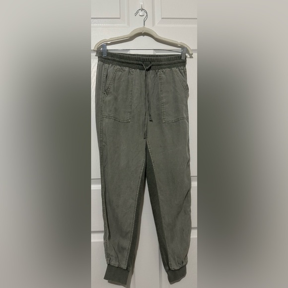 Splendid Lakeside Joggers - Picture 4 of 8